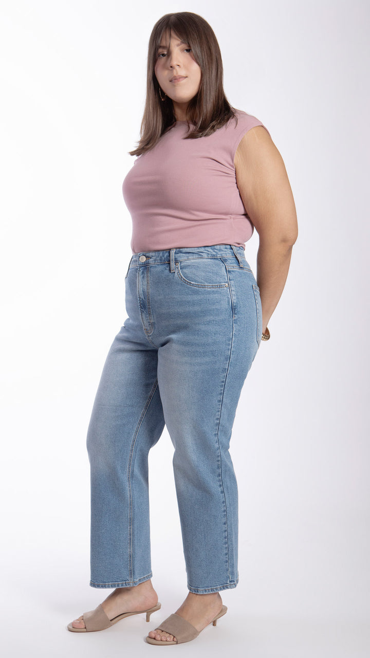 Pantalón Straight Curvy Balam BL7514