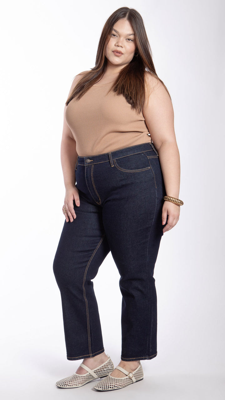 Pantalón Straight Curvy Balam BL7572