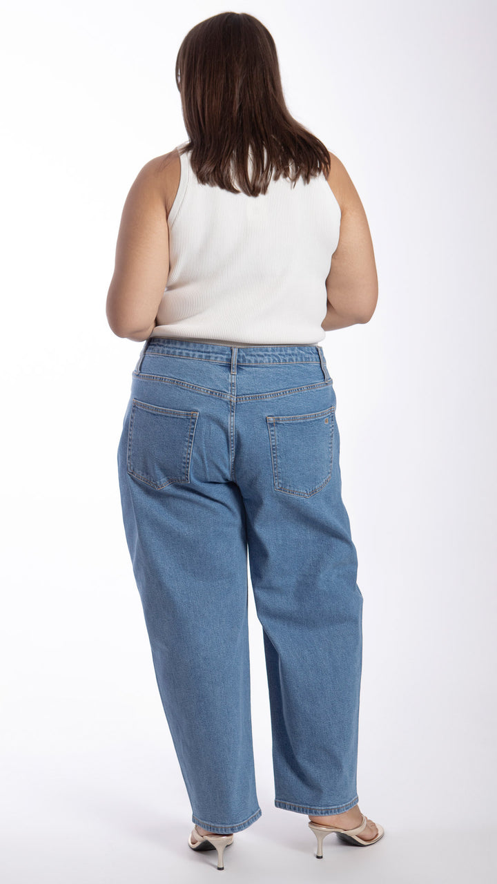 Pantalón Barrel Curvy Balam BL7577