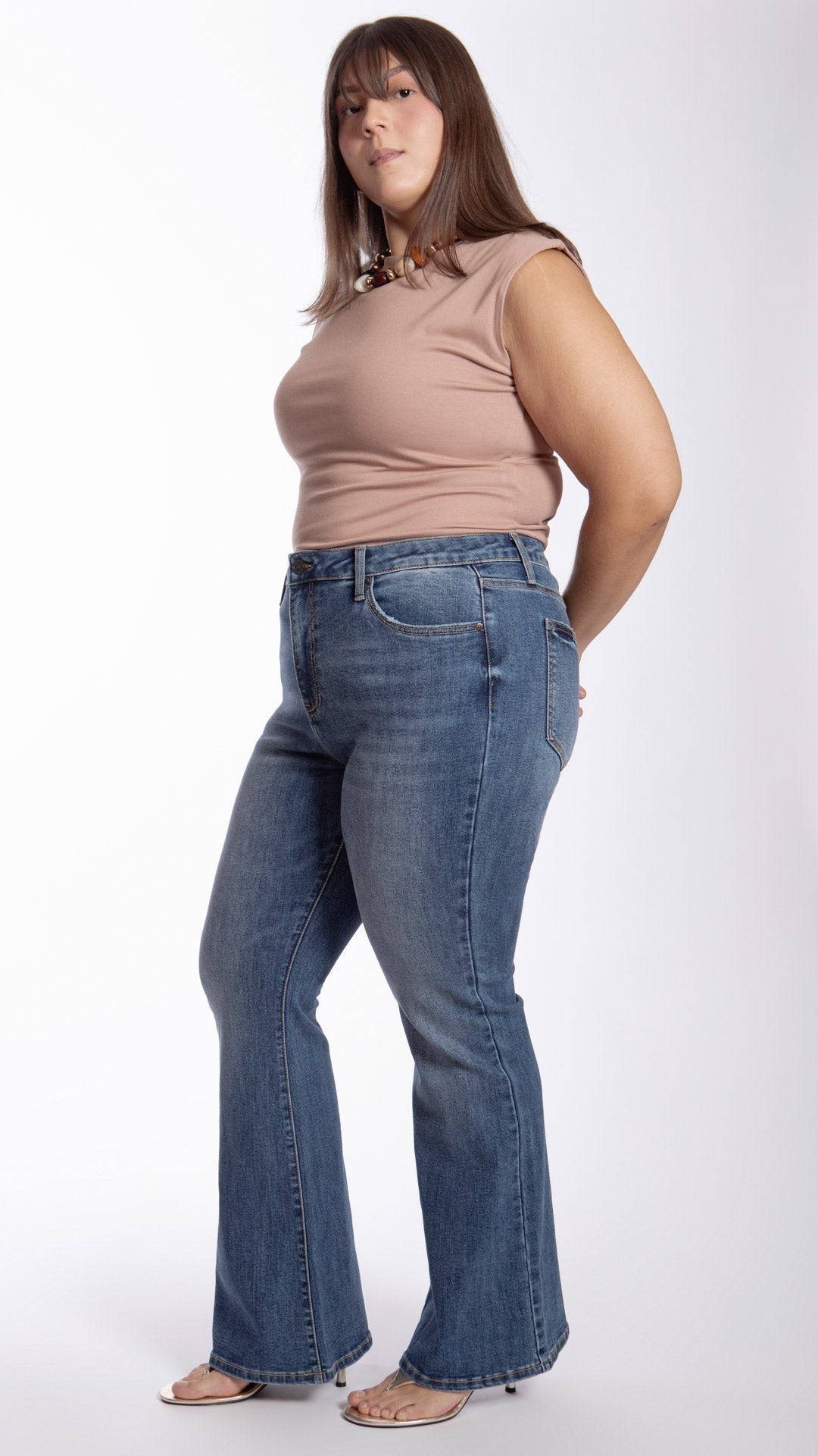 Pantalón Flare Curvy Balam BL7597