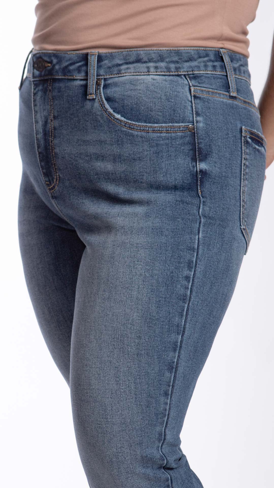 Pantalón Flare Curvy Balam BL7597