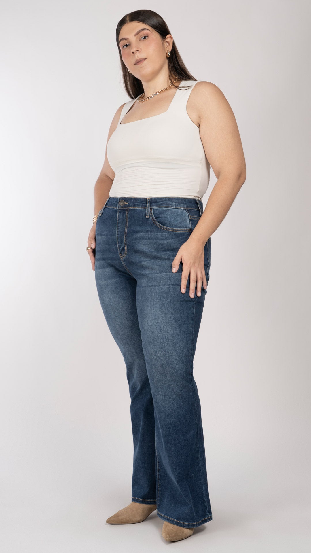 Pantalón Flare Curvy Balam BL7634