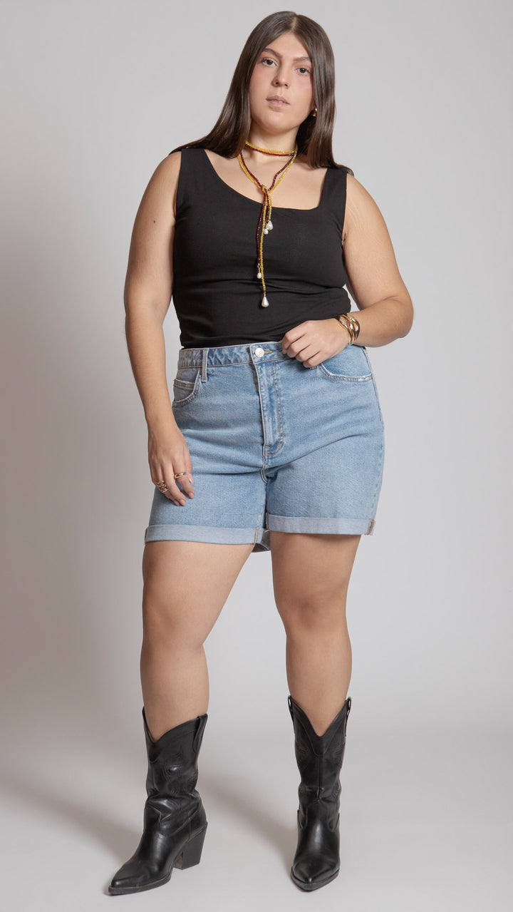 Short Loose Mom Curvy Balam BL7352