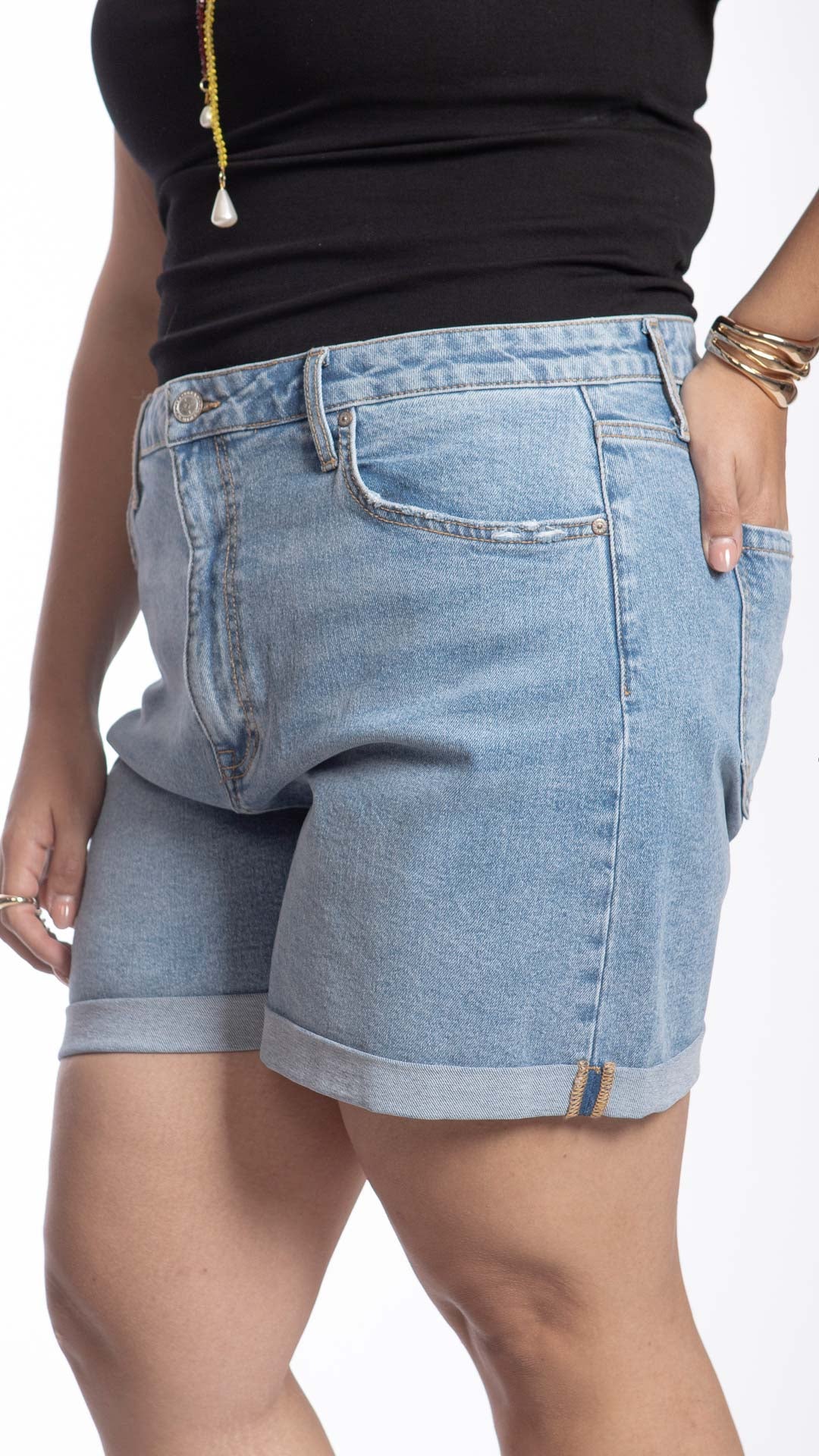 Short Loose Mom Curvy Balam BL7352