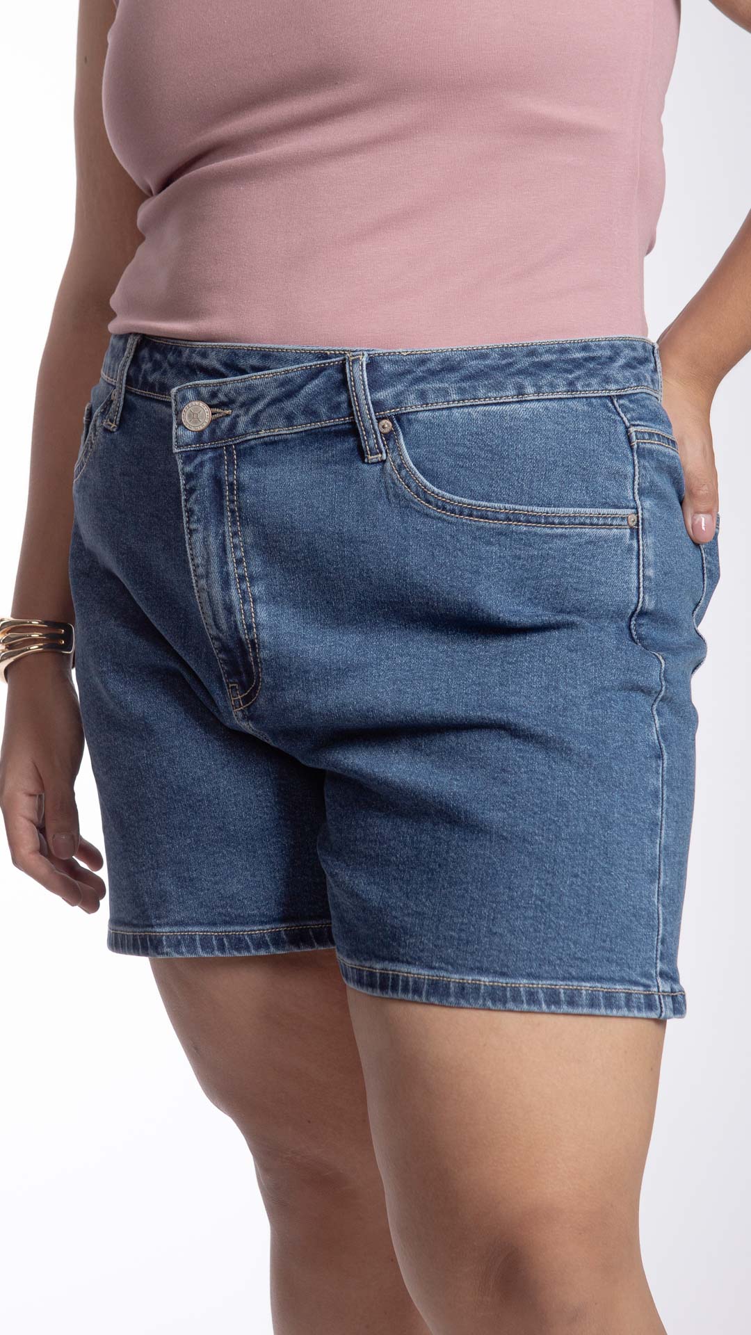 Short Loose Mom Curvy Balam BL7355