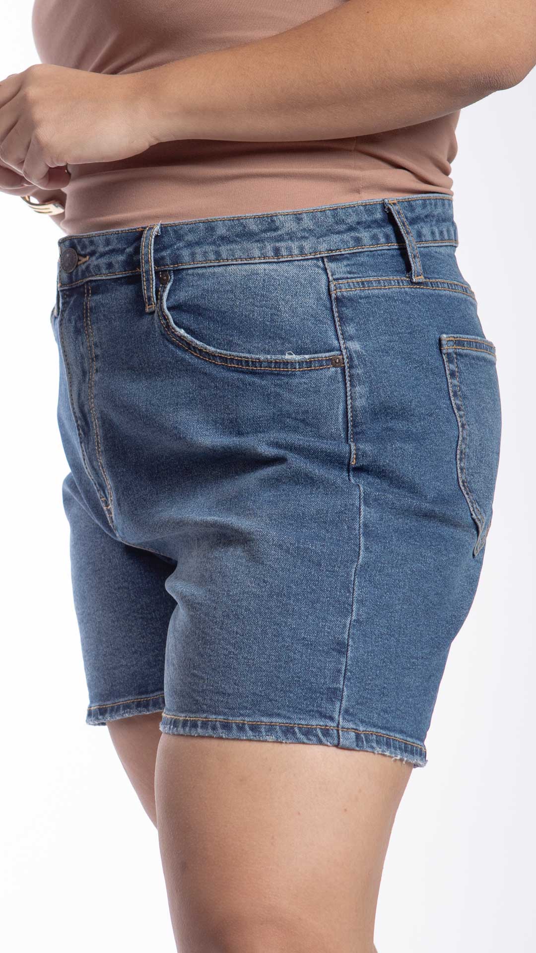 Short Loose Mom Curvy Balam BL7357