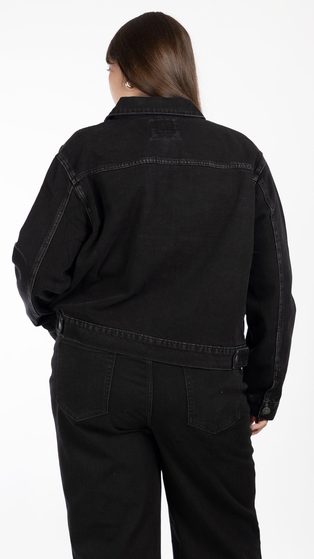 Chamarra Negra Curvy Balam BL7689