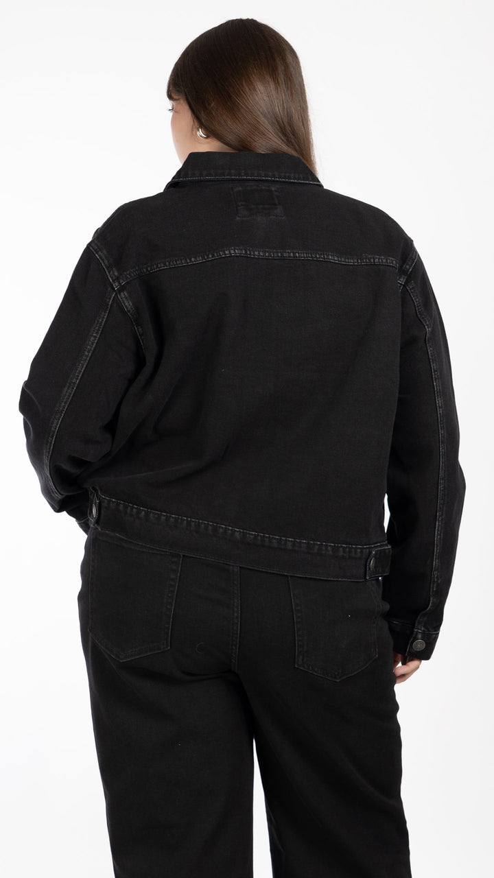 Chamarra Negra Curvy Balam BL7689