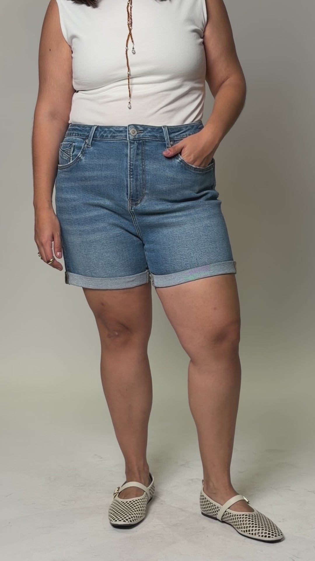 Short High Rise Curvy Balam BL7375